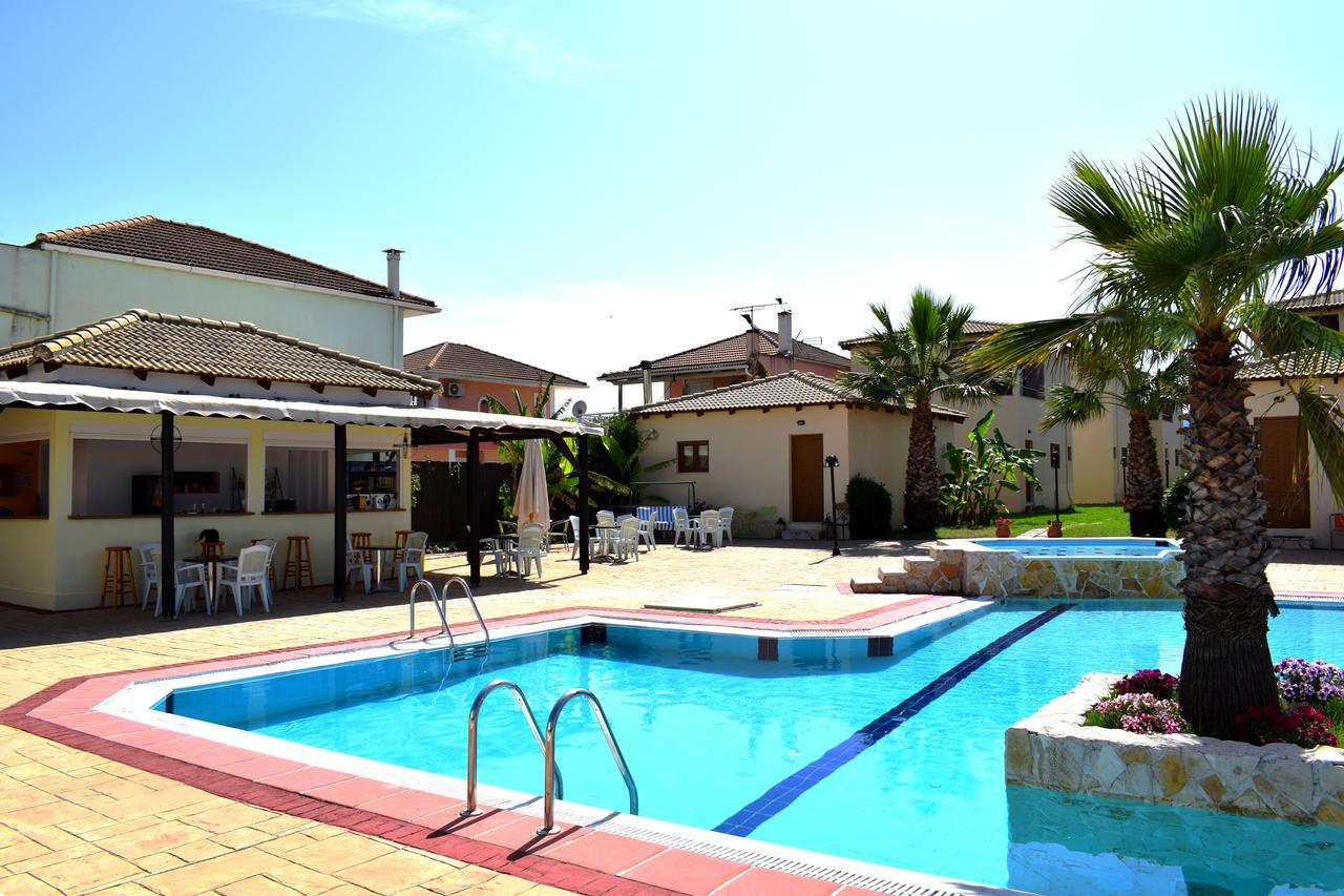 Olea Village Case de vacanță